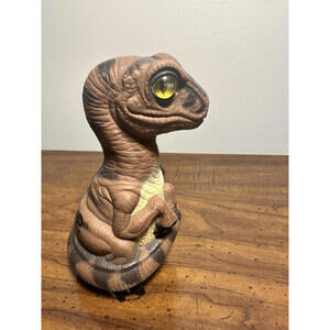 Vintage 1996 Jurassic Park Hatchling Toy RAPTOR 🦖